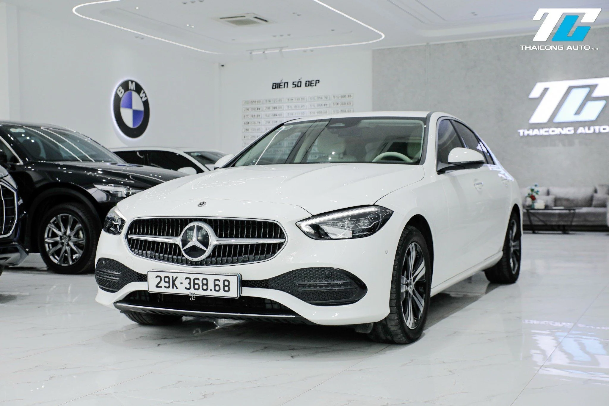 MERCEDES-BENZ C200 AVANTGARDE PLUS 2023 hover